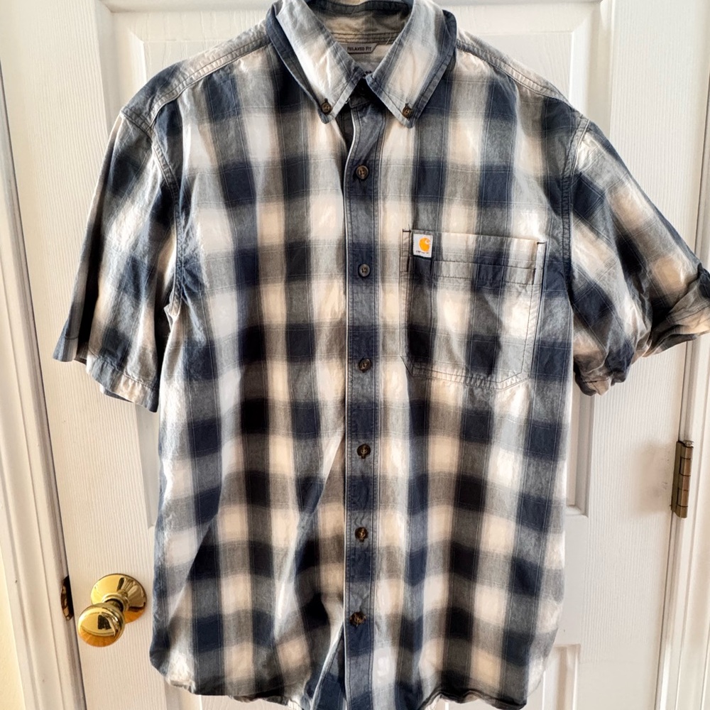 Carhartt Men’s Navy and White Plaid Short-Sleeve Button-Down Shirt
